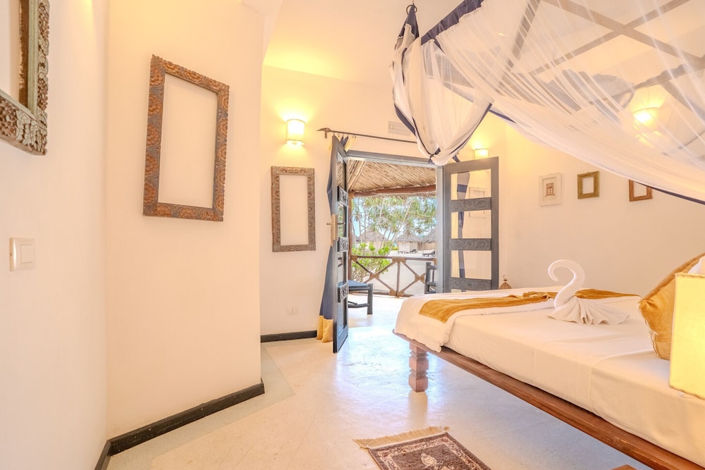 Pongwe Bay Resort 12/50