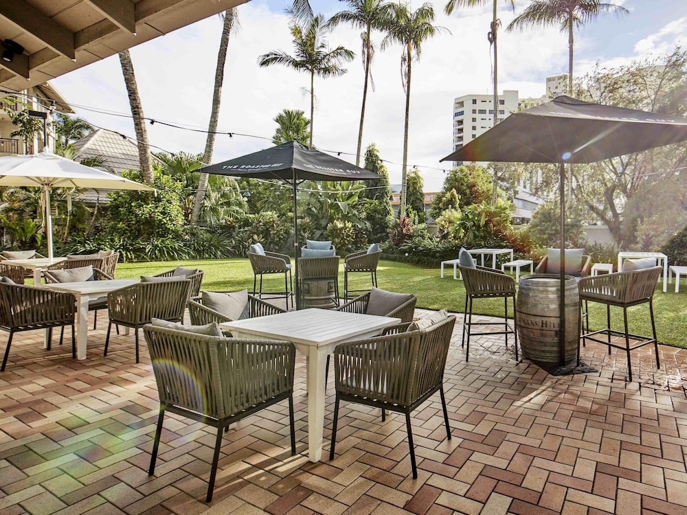 Novotel Cairns Oasis Resort 60/80
