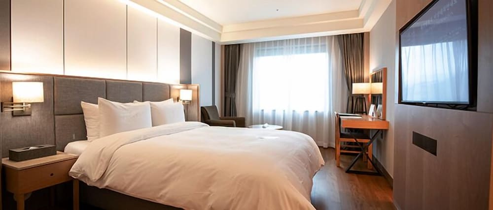 Inner, Standard, Double Bed