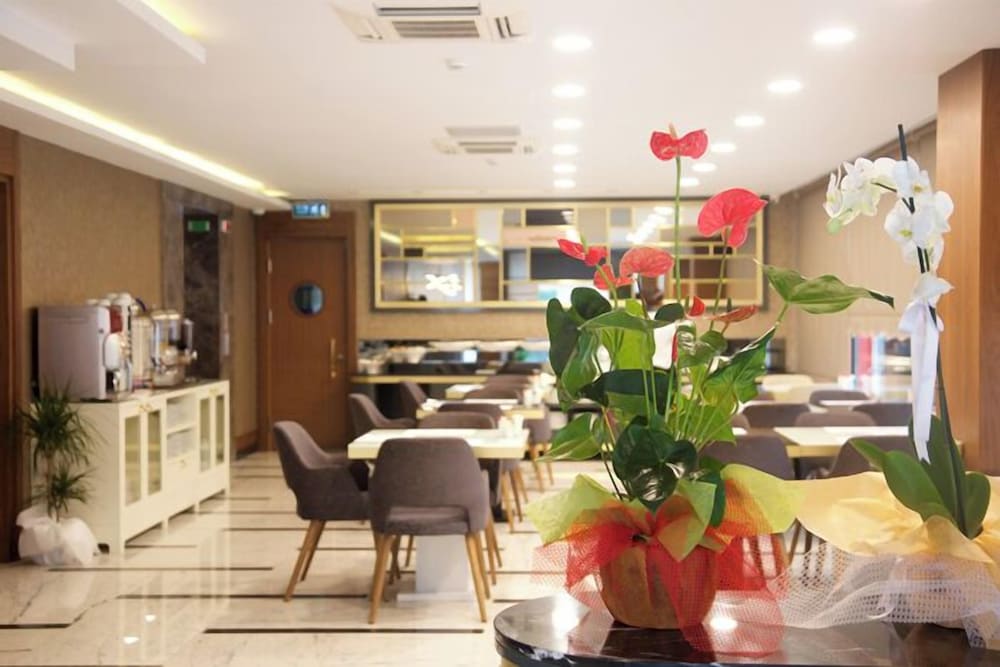 The Tango Hotel Taksim 33/40