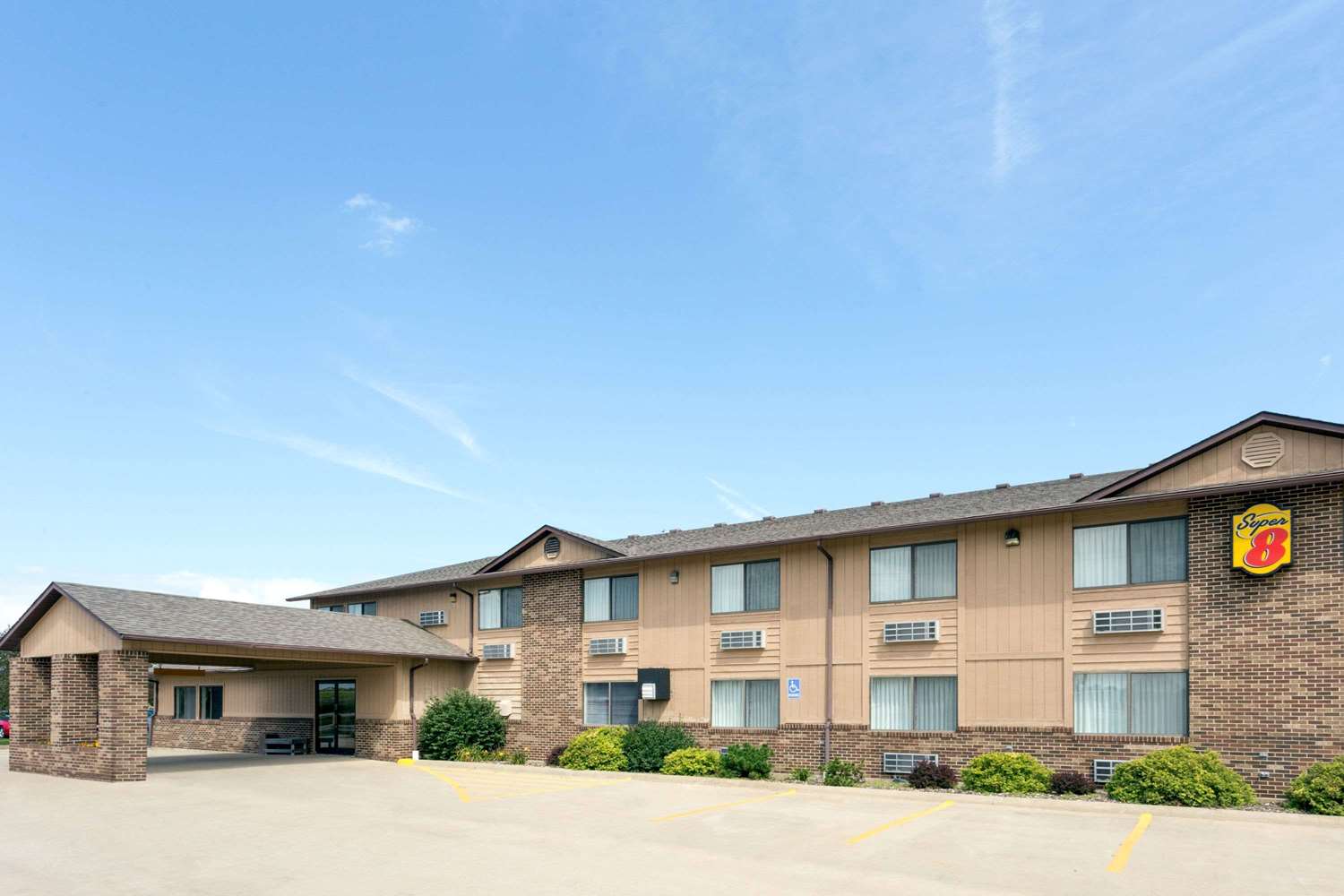Budget Inn and Suites 1/16