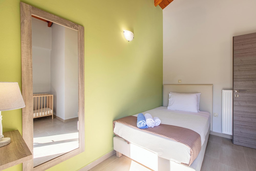 Neaira Villas Chania 15/50