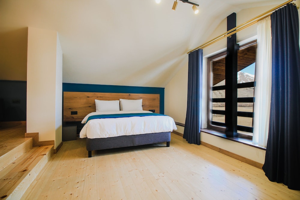 Suatis Resort Kazbegi 27/65