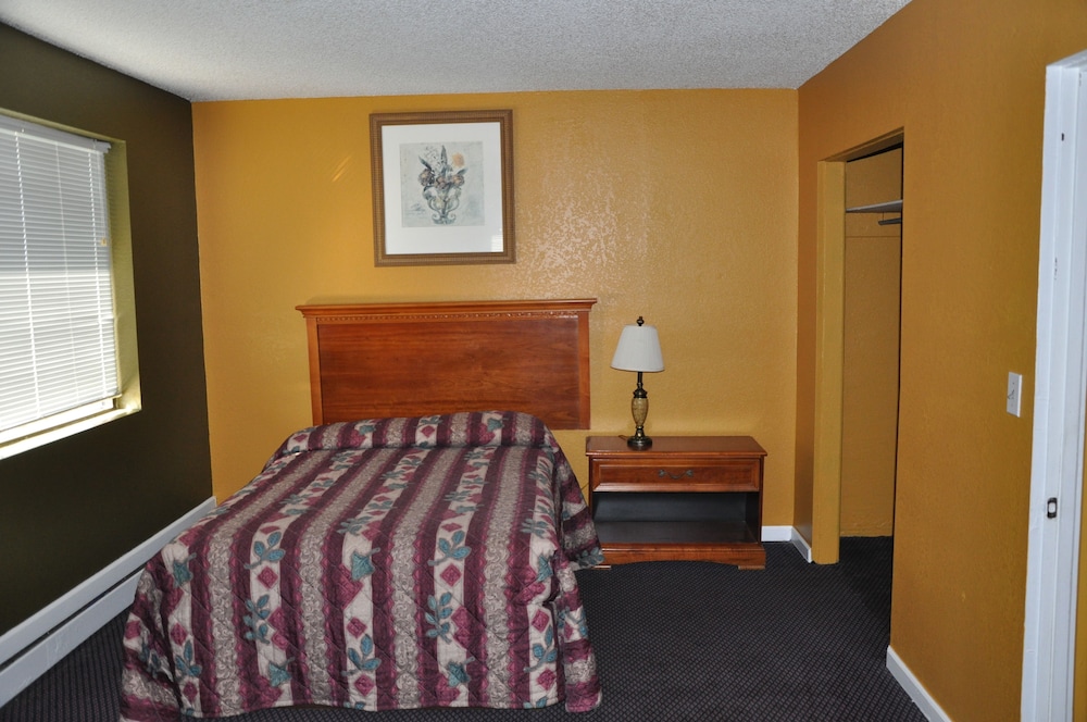 Atlantic Economy Inn 22/42