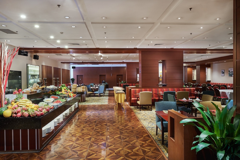 Holiday Inn Temple Of Heaven 43/61