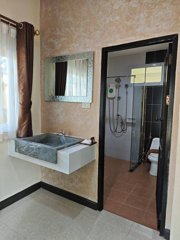 بنغل بسرير مزدوج، Park Pool Resort 10/10