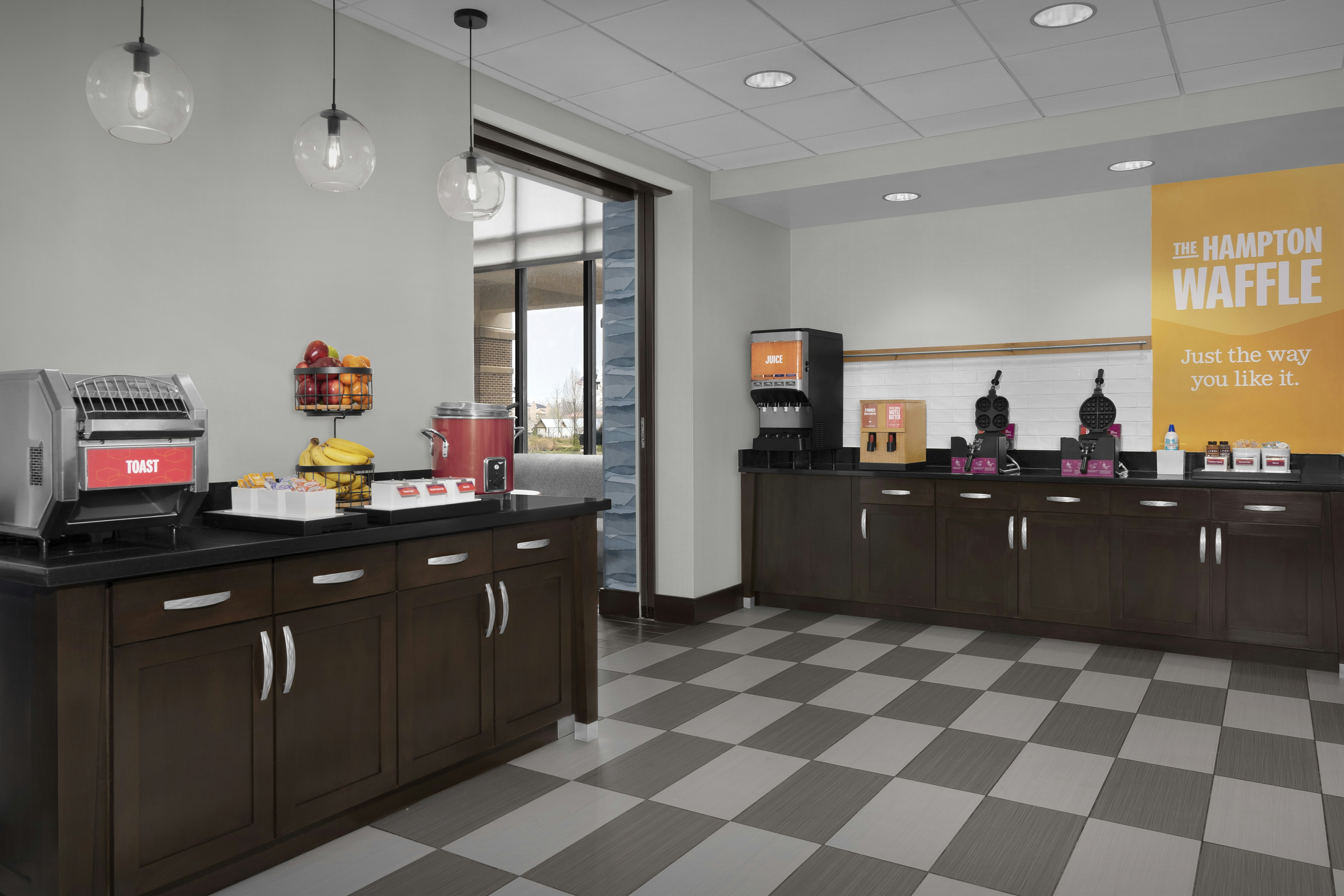 Hampton Inn Suites Mishawaka S Bend At Heritage Square In 5/61