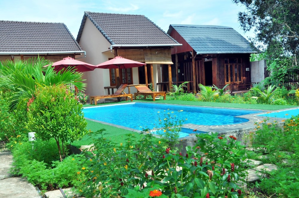 Thuy Van Bungalow 7/37