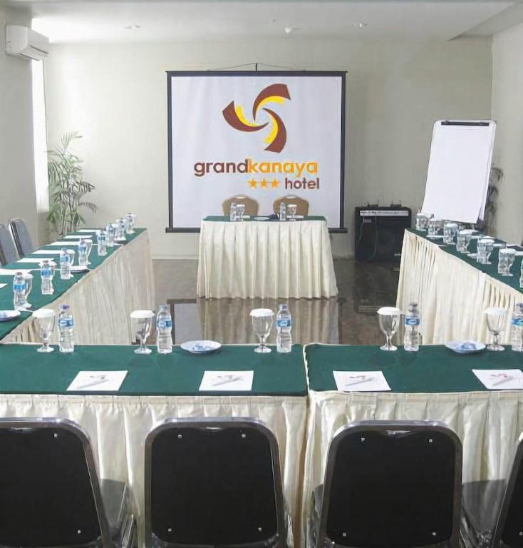 Grand Kanaya Hotel 35/50