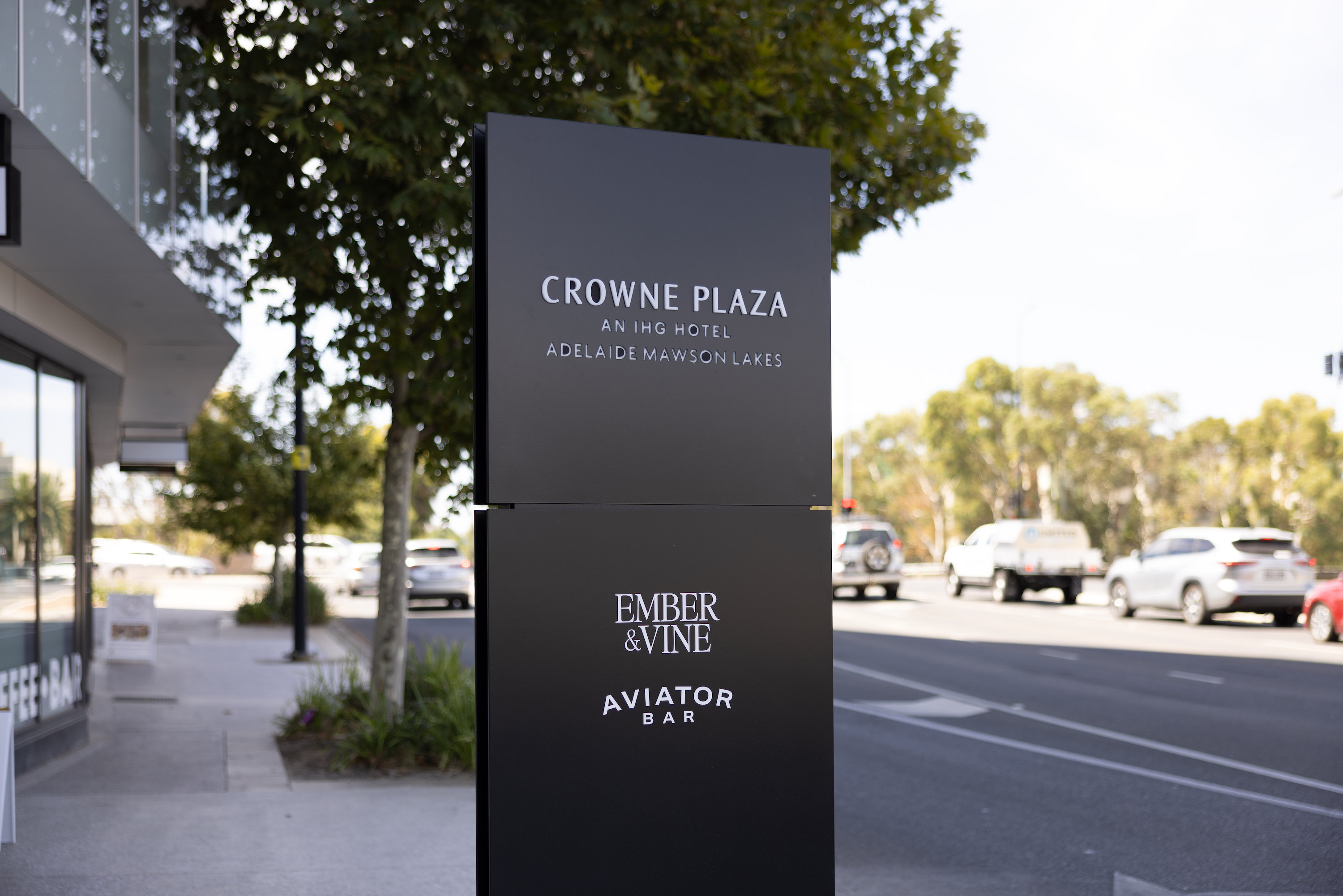 Crowne Plaza Adelaide Mawson Lakes 46/50