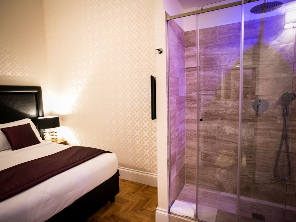 Minerva Relais 33/46