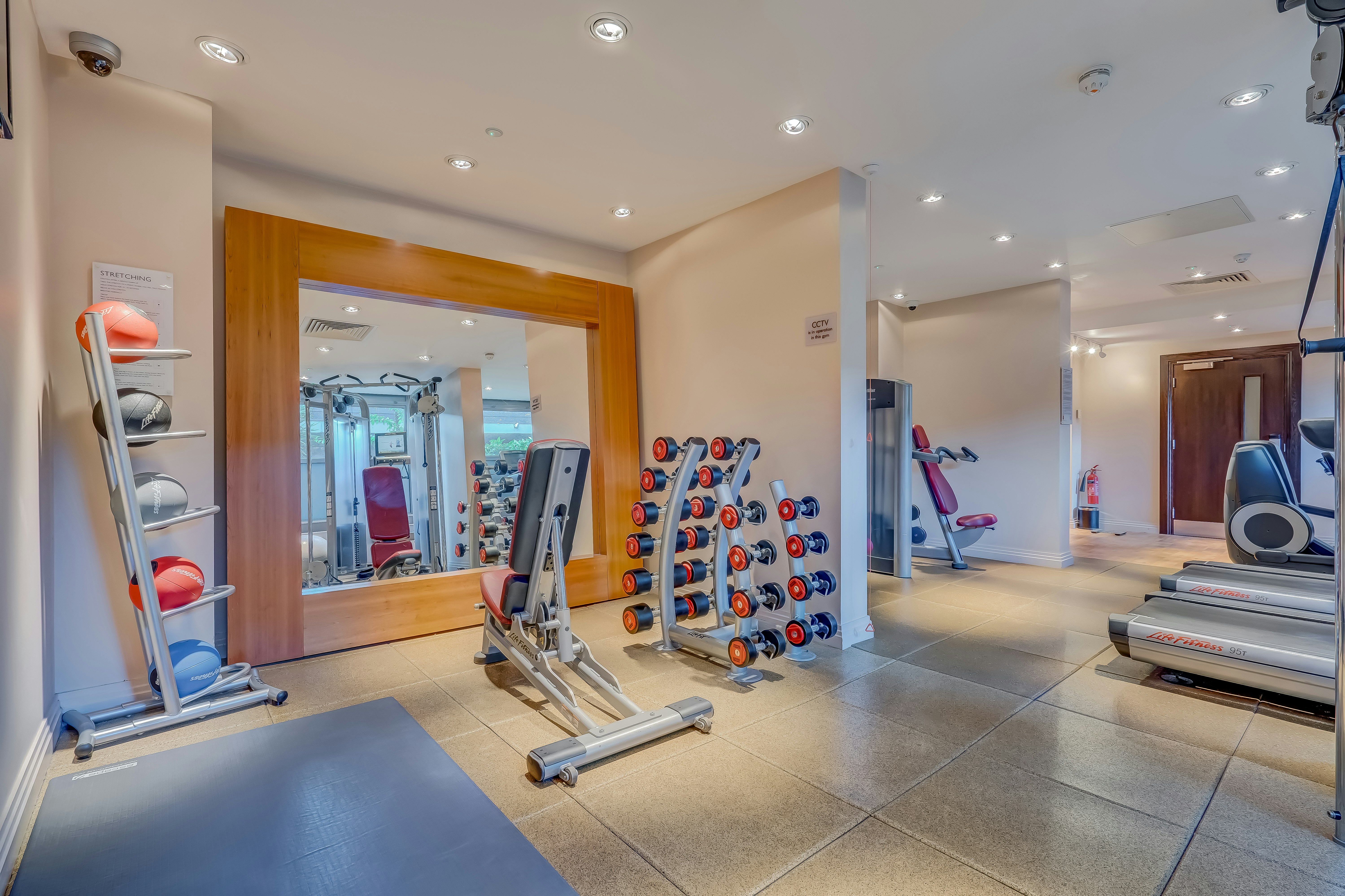 Doubletree By Hilton London Ealing Hotel 23/56