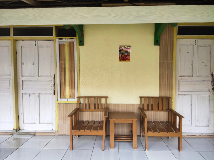 Penginapan karanglaut Sayangheulang 4/6
