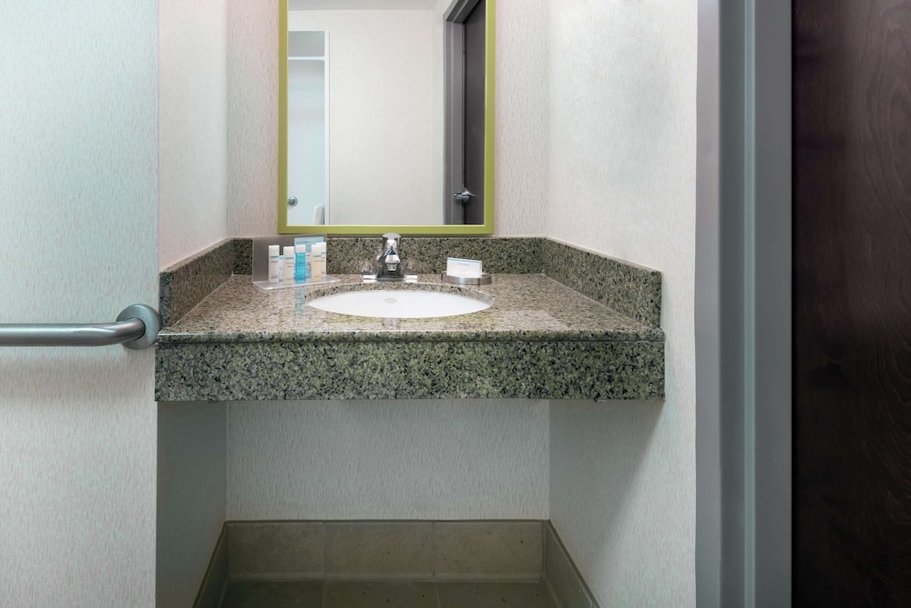 Hampton Inn South Plainfield - Piscataway 14/56