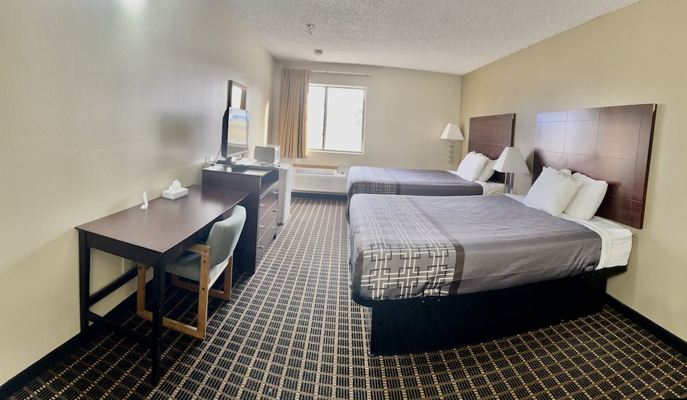 Designer Inn & Suites 16/69
