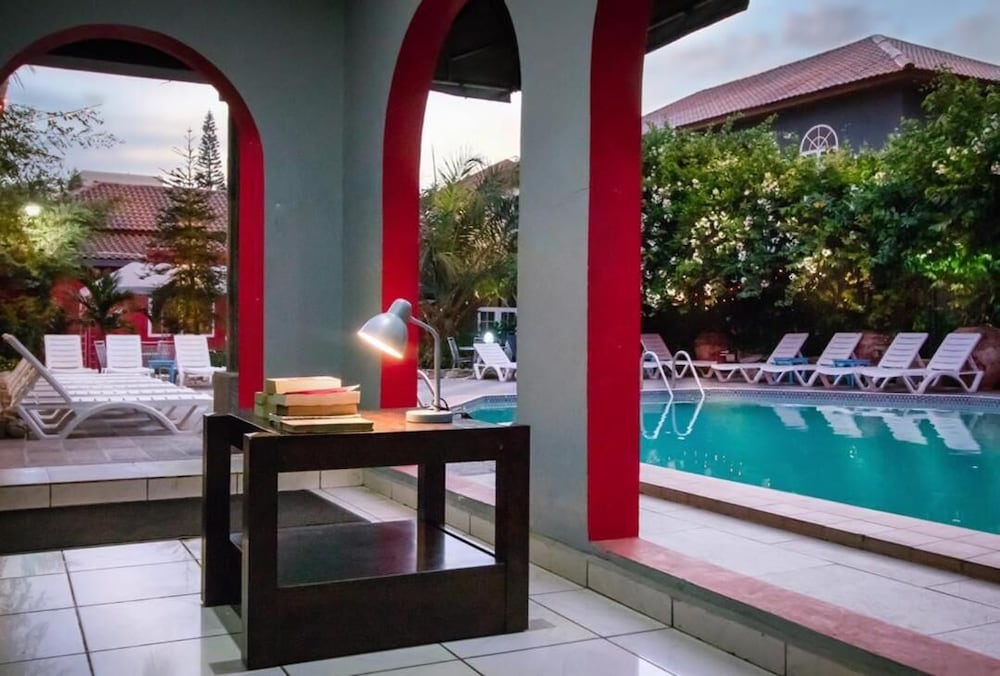 Seaview Garden Hotel 32/47