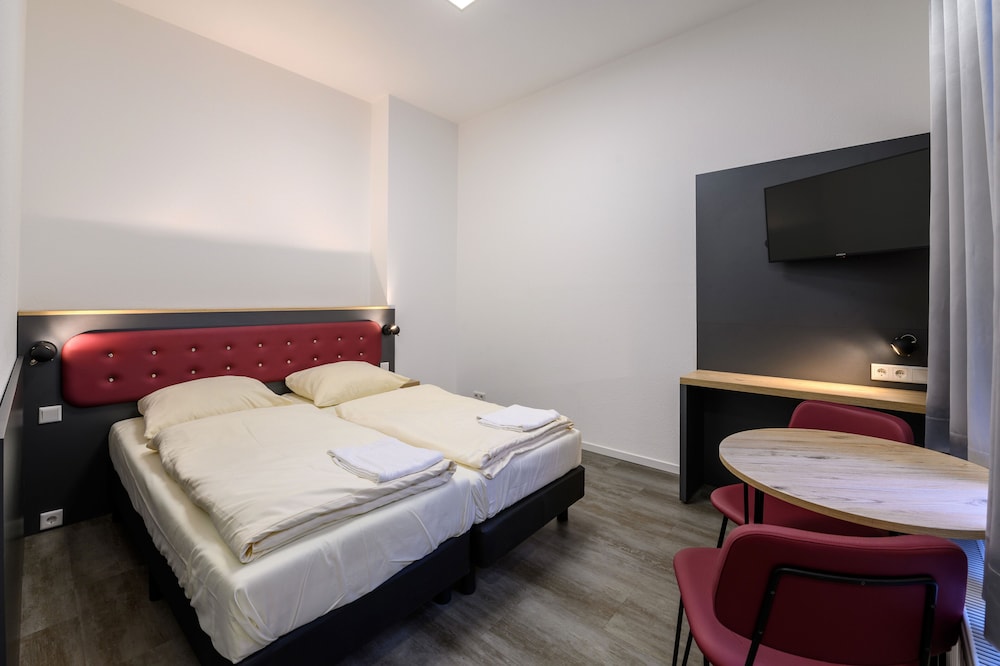 COMFORT, APARTMENT