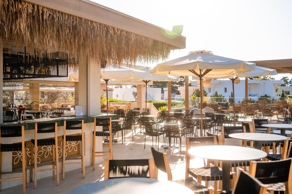 Cooee Kyknos Beach Hotel 60/75