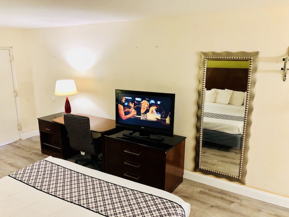 White Marlin Inn 22/34