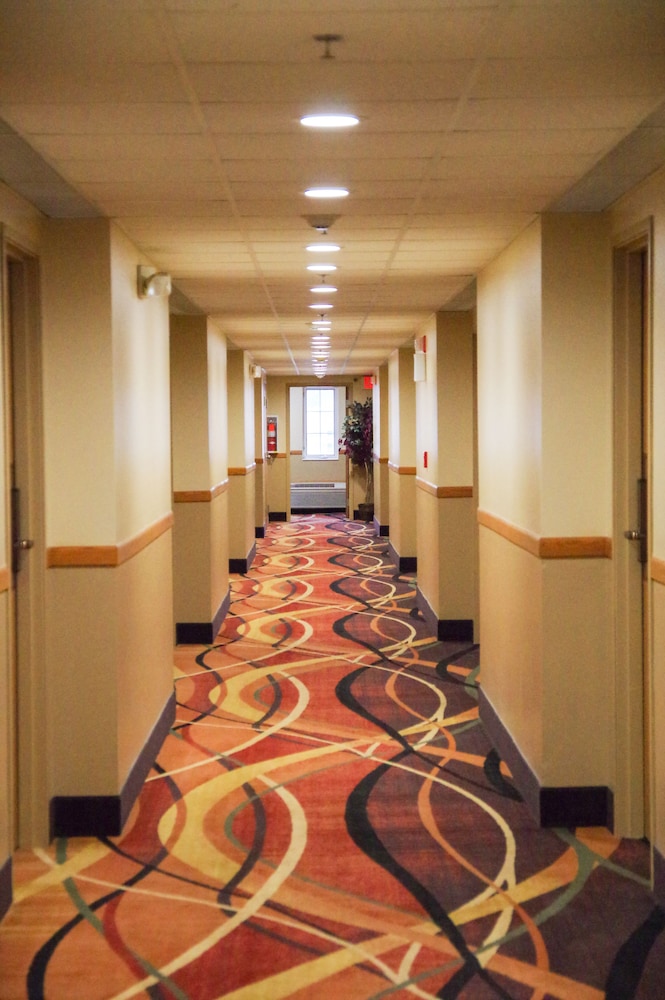 Dutch Inn and Suites Sioux City, IA 22/29