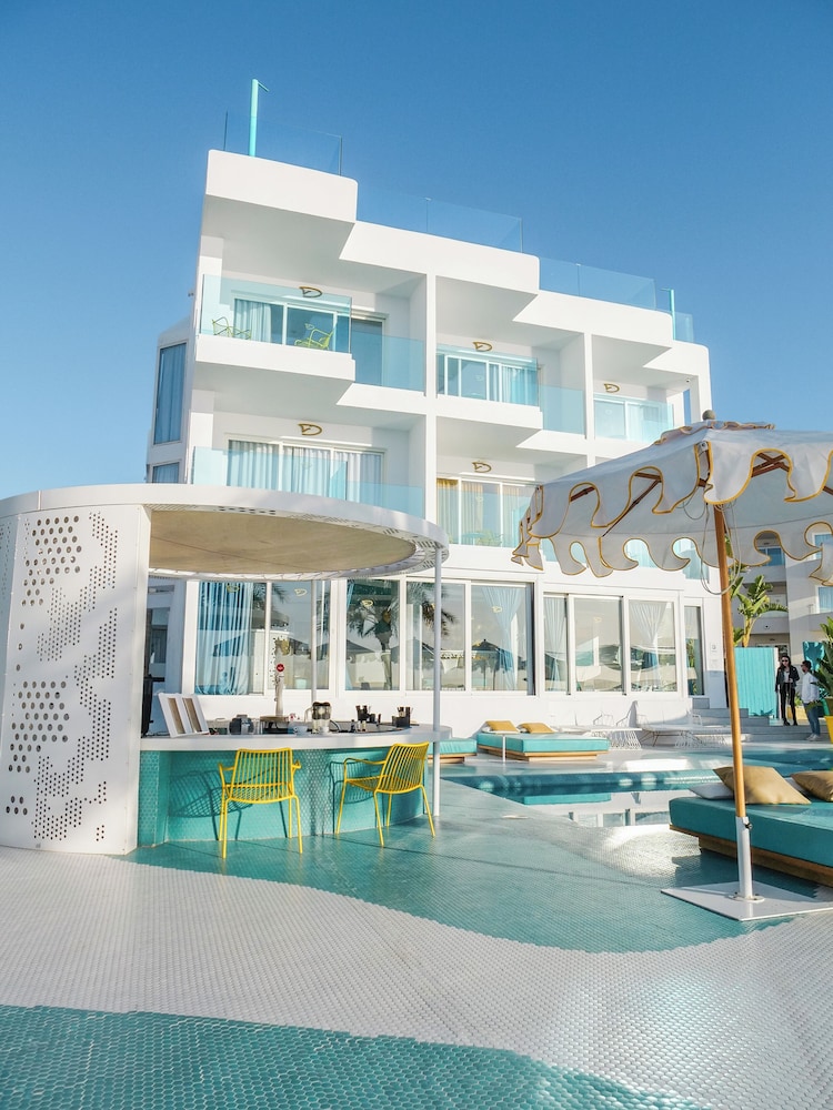 Dorado Ibiza Suites - Adults Only 6/66