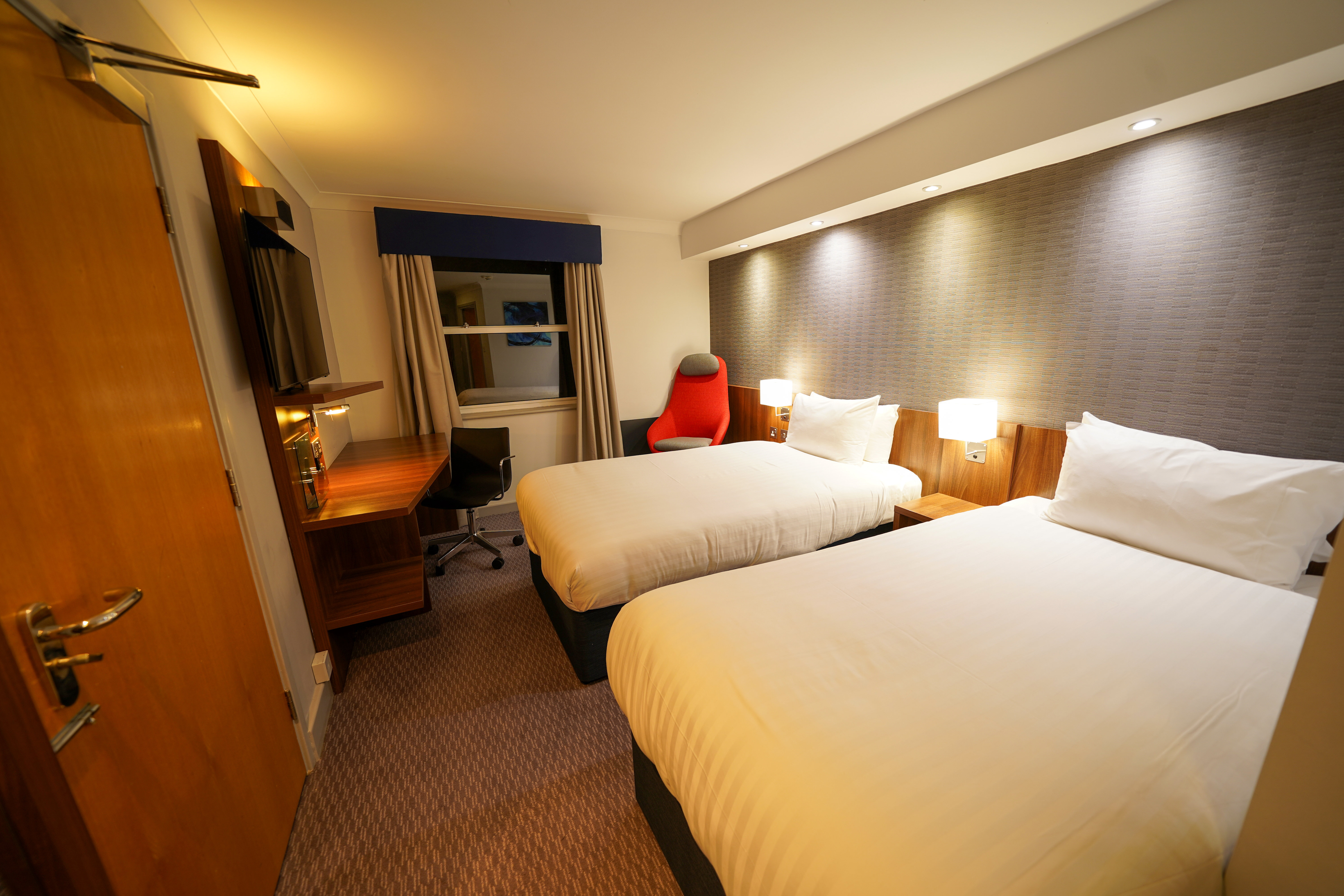 Holiday Inn Express Leeds East 13/32