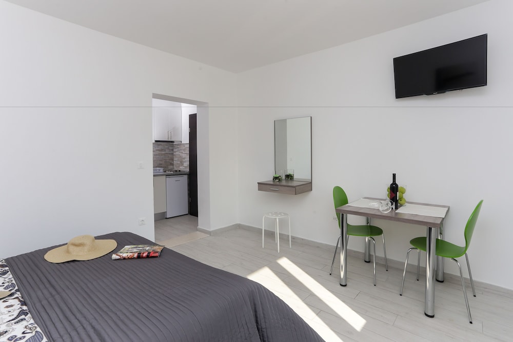 Apartments Villa Providenca 38/56