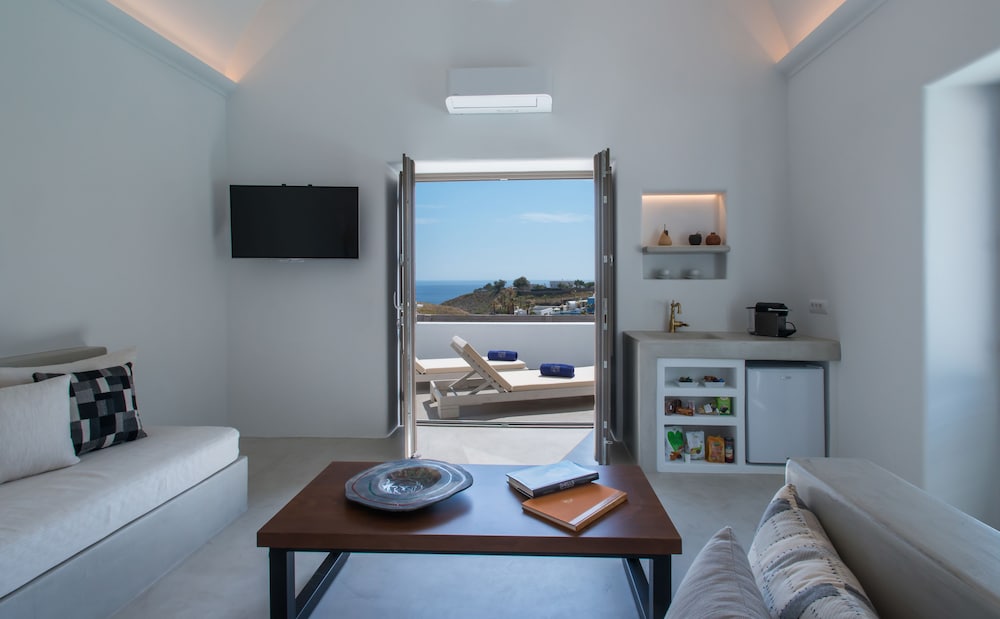 Azar Villas 24/50