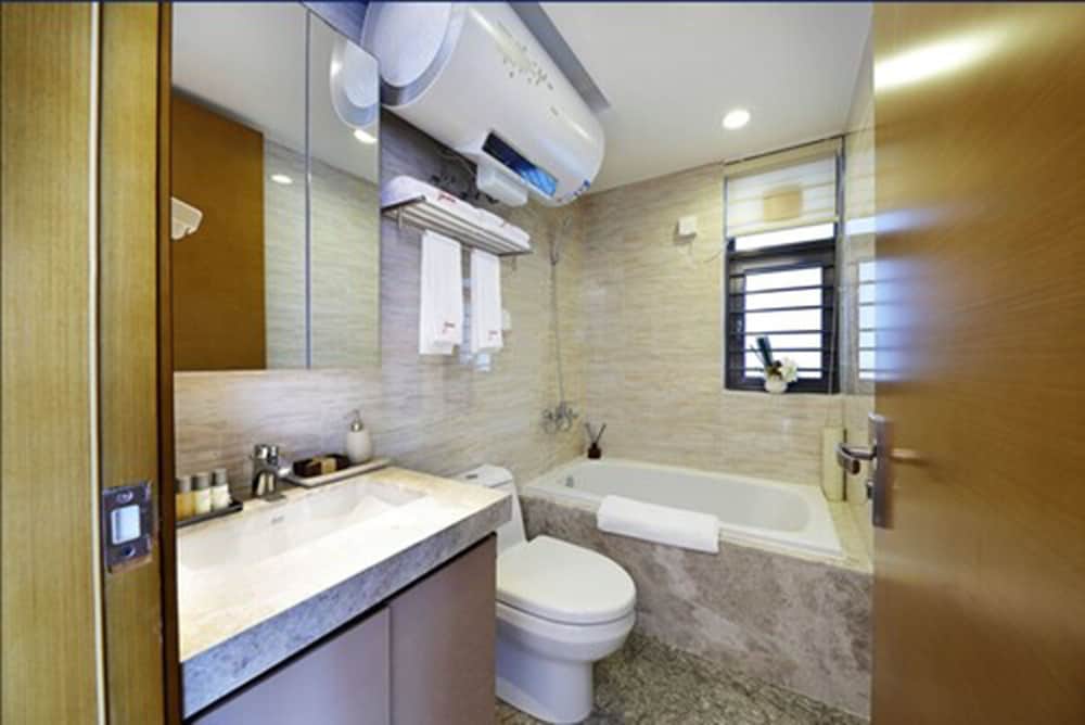 Yuwa Serviced Aparthotel 42/50