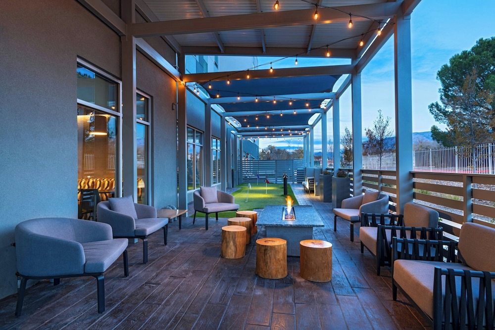Fairfield By Marriott Inn & Suites Albuquerque Uptown 12/25