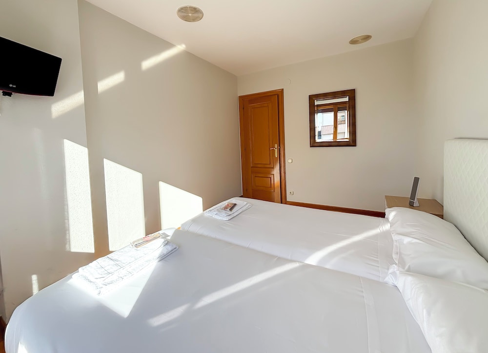 Gestion de Alojamientos Rooms 23/50