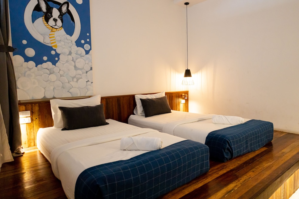Spinomad Hostel 12/38