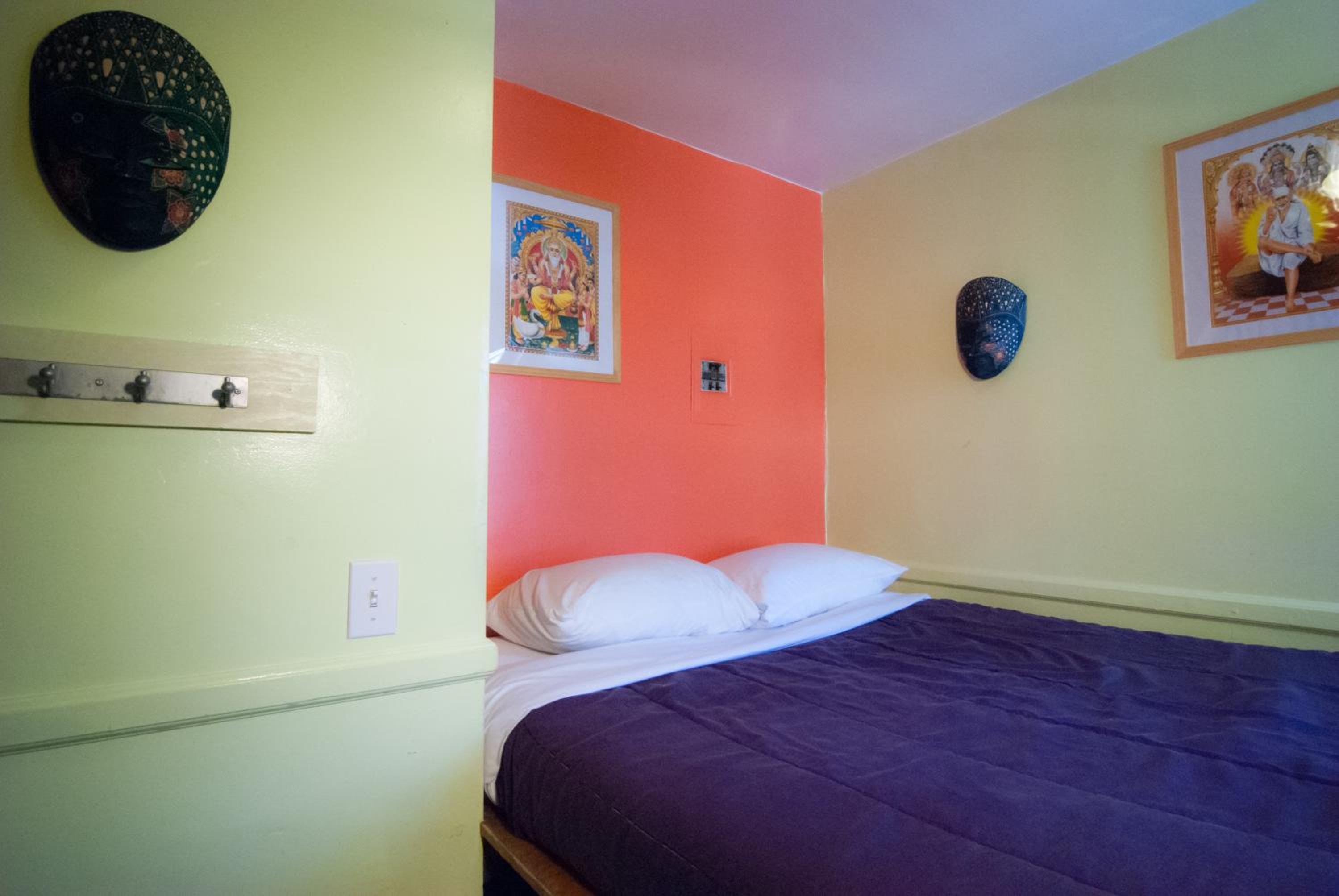 غرفة بسرير مزدوج بحمام مشترك، Ocean Island Inn Backpackers Suites Hostel 2/2