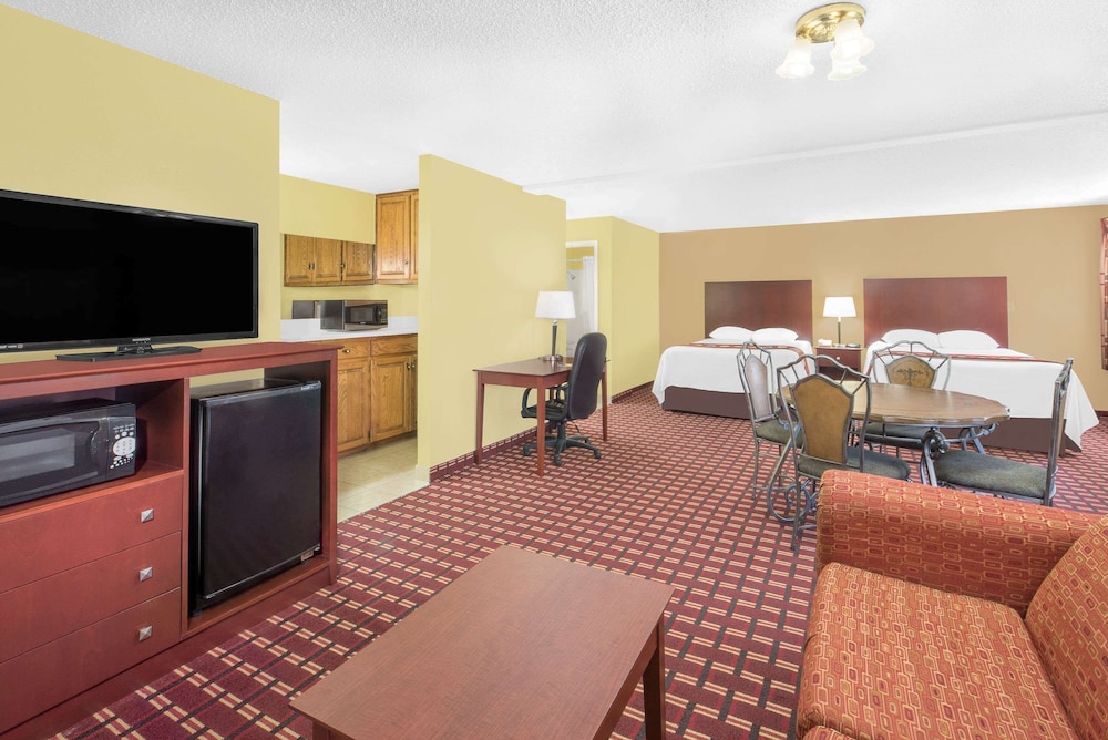 Super 8 By Wyndham Kerrville Tx 16/21
