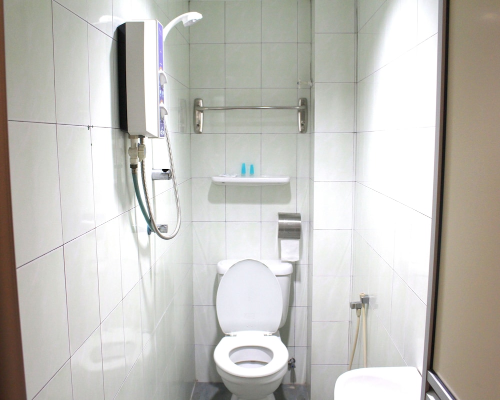33 Hotel Cheras 12/49