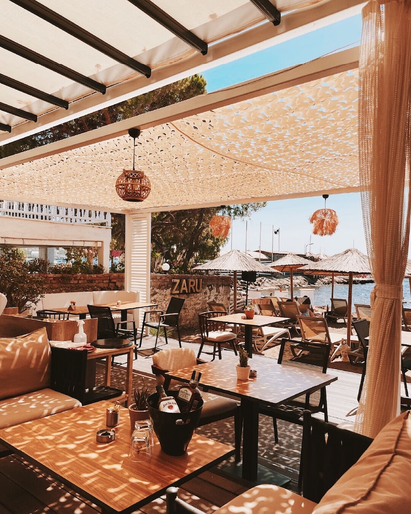 Yalinn Hotel 36/50