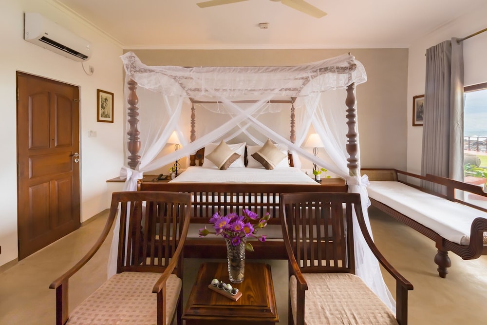 Dickwella Resort and Spa 26/50
