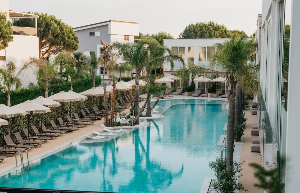 Elite Bay Hotel Lalez Durres 32/41