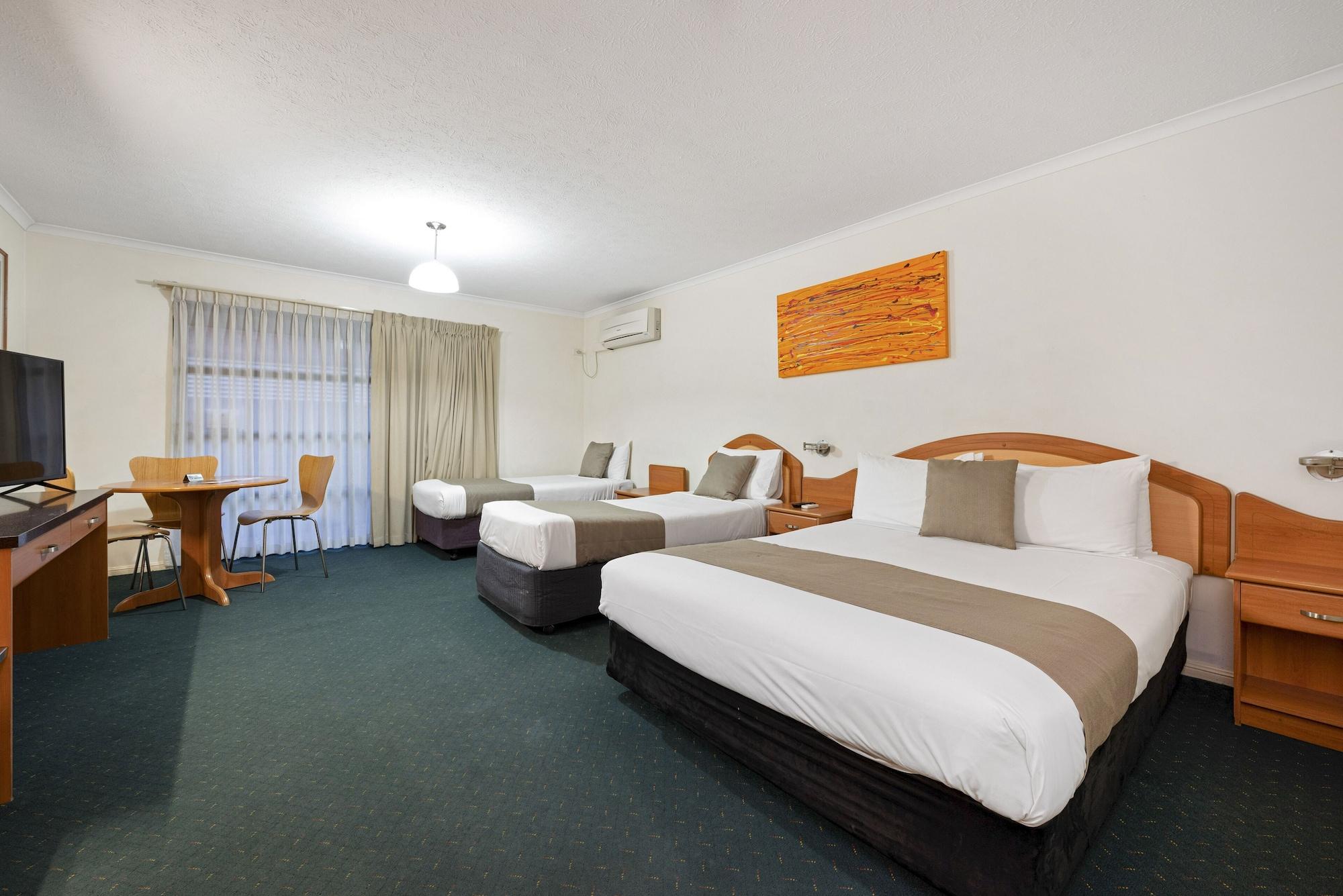 Family, Multiple Beds