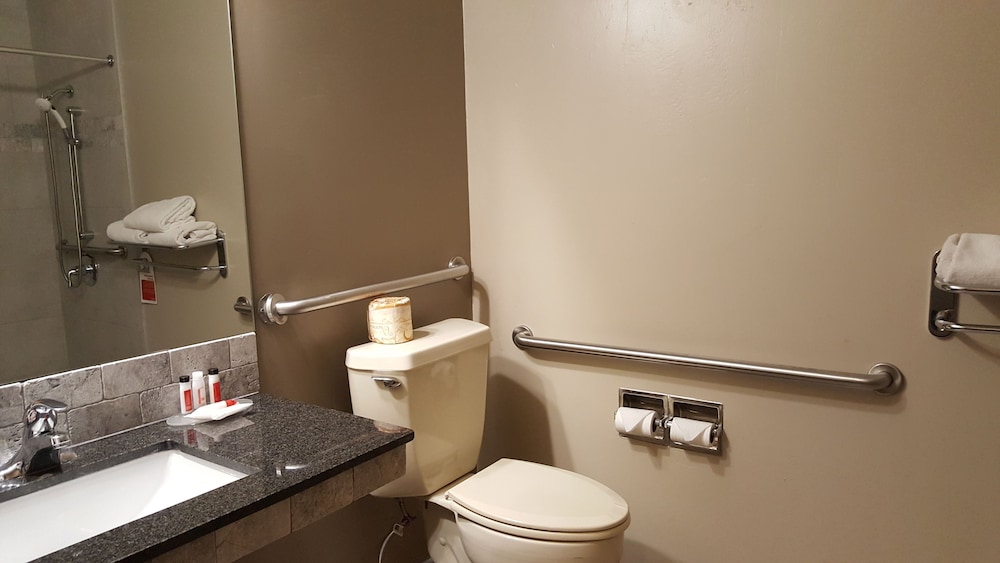 Ramada By Wyndham St George 6/37