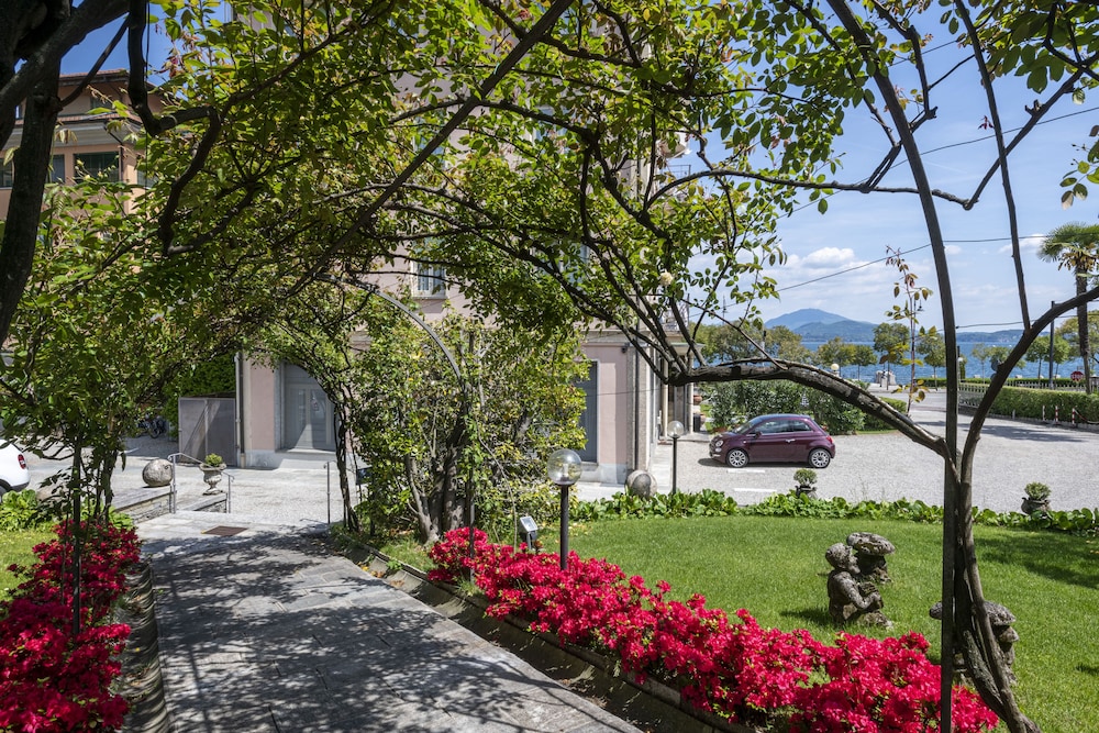 Hotel Beau Rivage 60/69