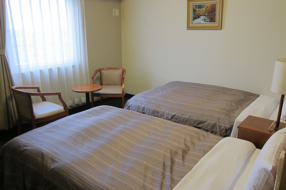 Hotel Route-Inn Tosu Ekimae 16/63