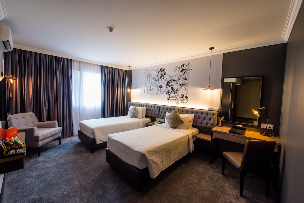 Merchant Hotel 21/66