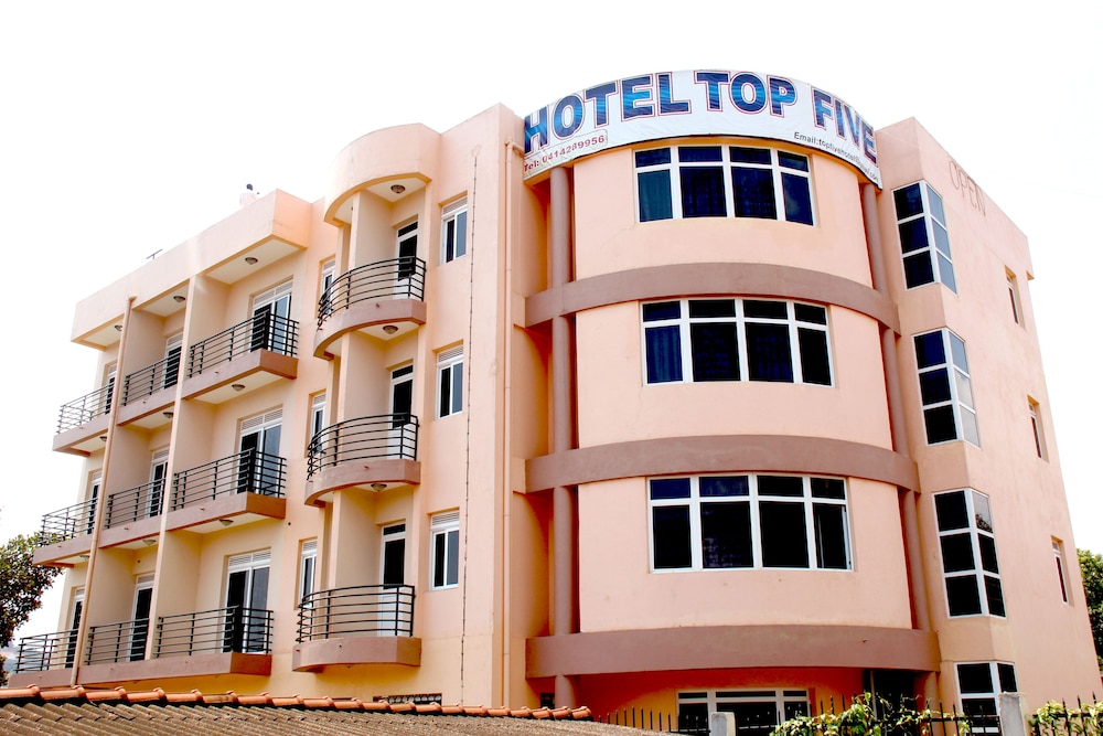 Hotel Top Five 1/52