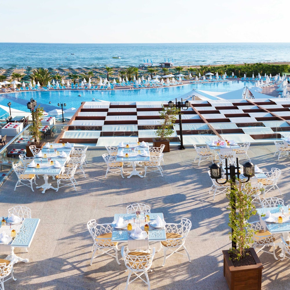 Paloma Oceana Hotel 6/50
