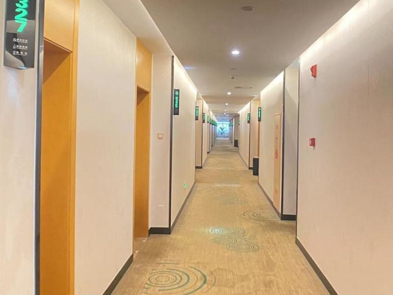 GreenTree Inn Nantong Qidong Binhai Industrial Park Zone Nanhai Road Express Hotel 16/23