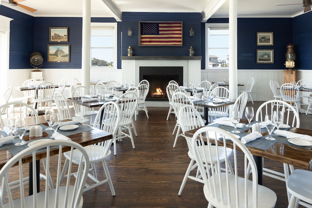 Sanderling Resort 70/72