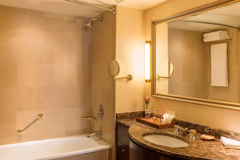 Sheraton Amman Al Nabil Hotel 19/63