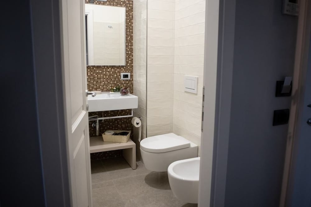 G and G Firenze Suites 36/44