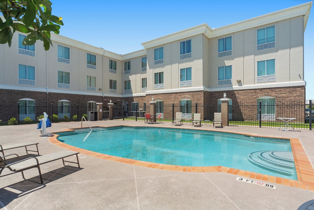 Holiday Inn Express & Suites Houston Nw - Tomball Area 65/70